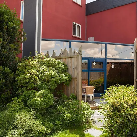 Kyriad Direct Rennes Ouest Hotel