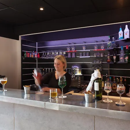 Kyriad Direct Rennes Ouest Hotel
