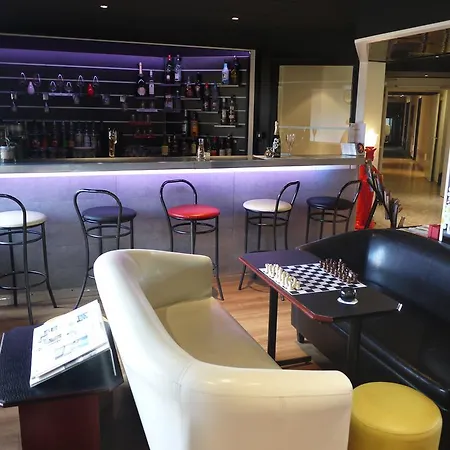Kyriad Direct Rennes Ouest