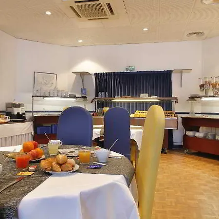 Kyriad Direct Rennes Ouest